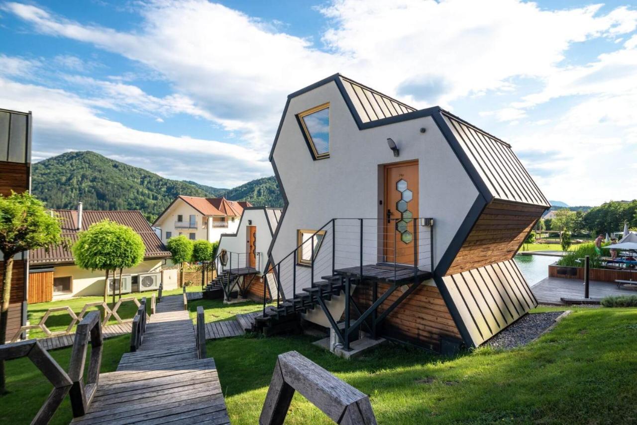 Beeland Skok